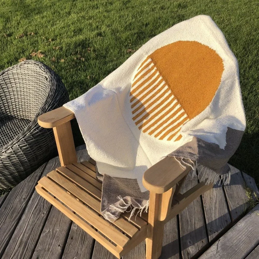 NWT! Esalen + Trek Light Gear Blanket in Horizon‎ Gold